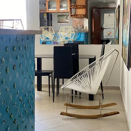 Apartamento 1605 *